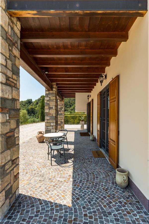 Il Casale Lonato - By Host4U Aparthotel Exterior foto